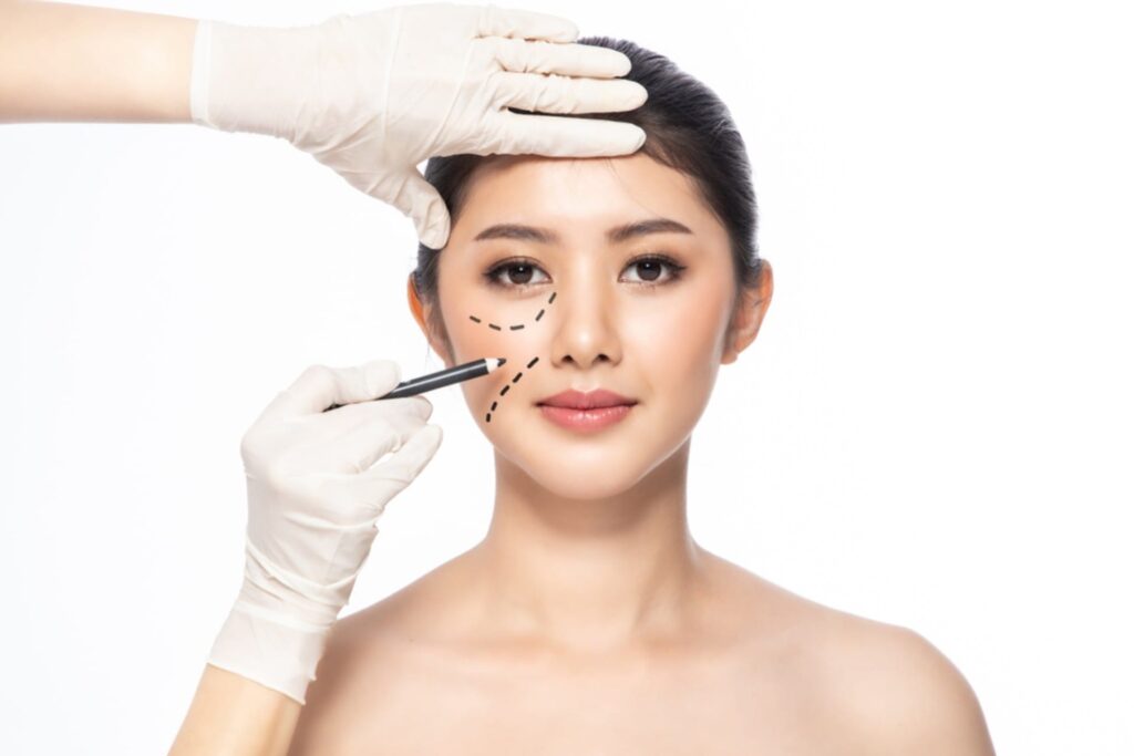Wrinkles in Your 20s? Atasi Kerutan Dini dengan Forehead Botox