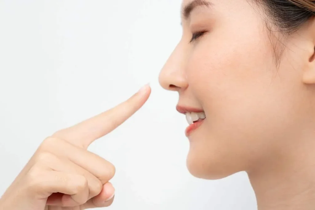 Filler Hidung di PIK: Solusi Hidung Lebih Tegas